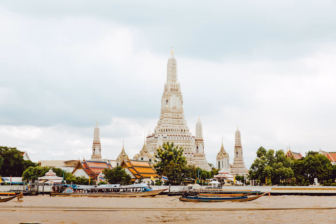 A partir del 1 de mayo de 2025, el gobierno de Tailandia implementará el uso obligatorio de la Tarjeta de Llegada Digital de Tailandia (TDAC) para todos los viajeros extranjeros que ingresen al país.